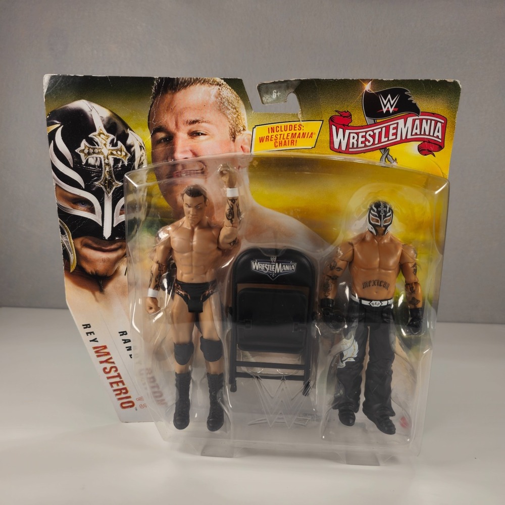 WWE WrestleMania Randy Orton vs Rey Mysterio Battle Pack Figures Chair Mattel
